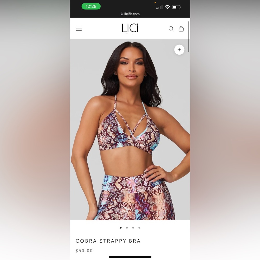 Lici fit outfit small